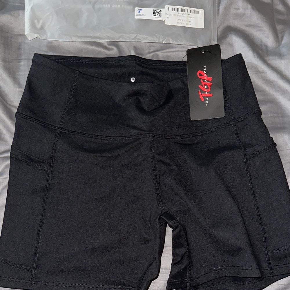 TGP Medium Black Biker Shorts w/ Pockets + Bag